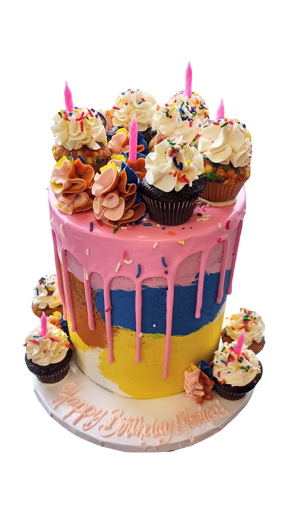 imagen de pastel de Custom cakes